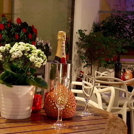 ベッド・アンド・ブレックファスト ナポラート 4*