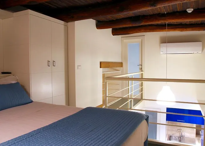 לינה וארוחת בוקר Napolart