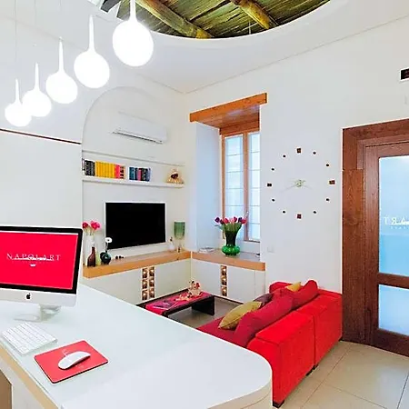 Napolart Bed & Breakfast 4*