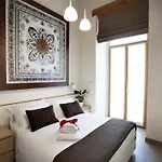 Bed & Breakfast Napolart 4*