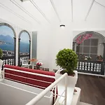 Bed & Breakfast Napolart 4*